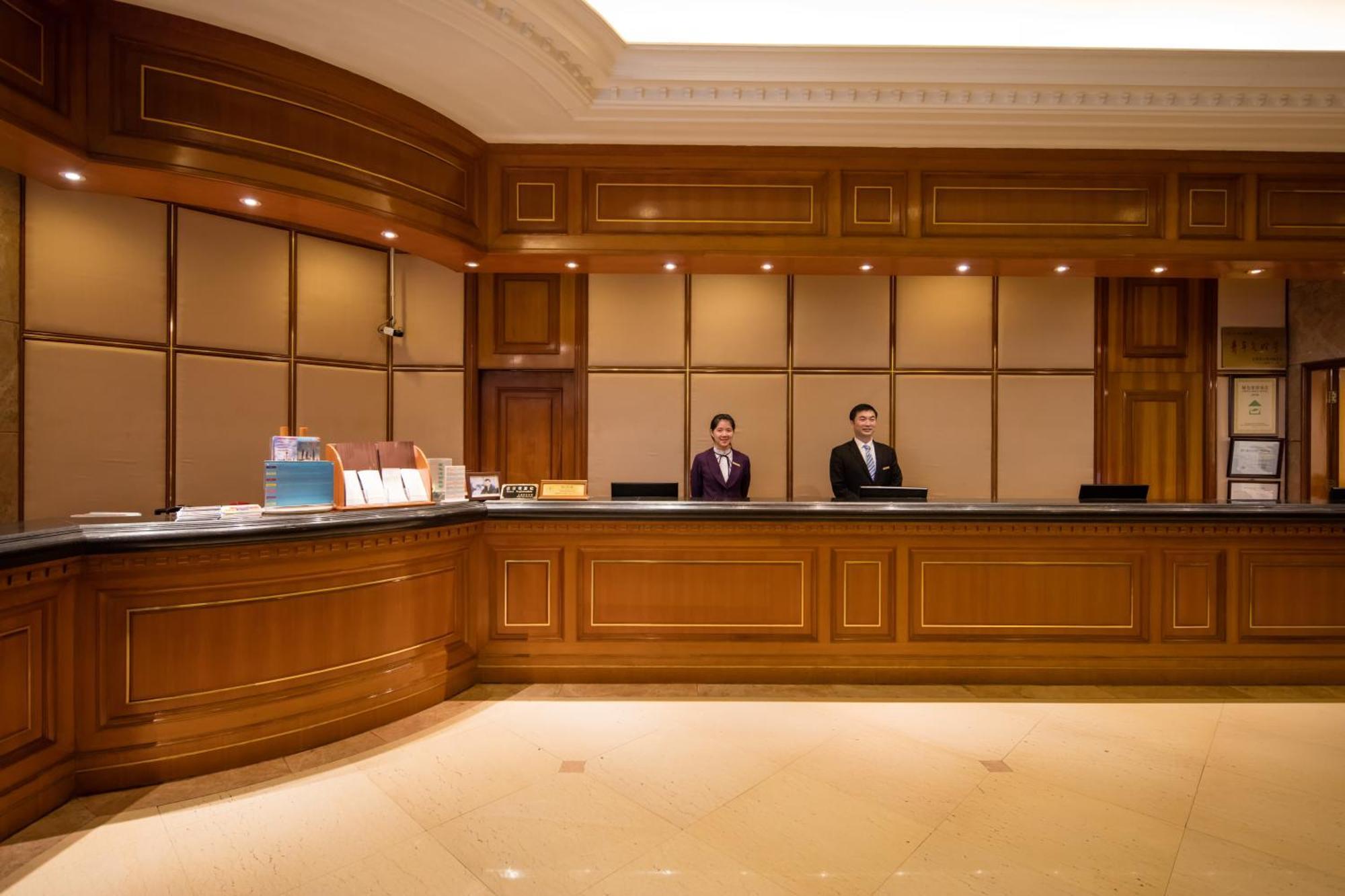 City Hotel Şanghay Dış mekan fotoğraf